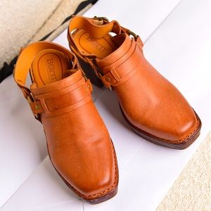 Caramel sling back leather clog, brand new